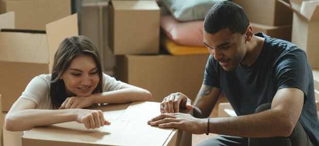 Students want to know the best tips and tricks for moving house in Australia.