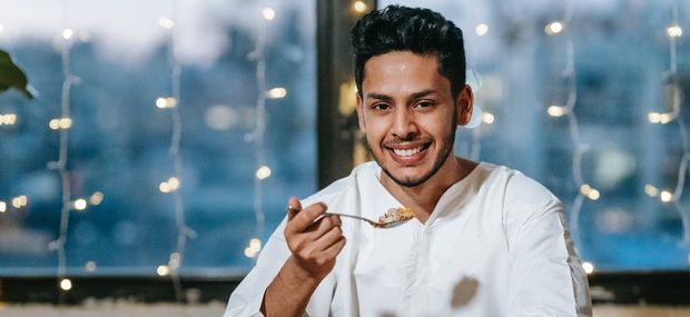 International students want to know if they can survive as vegetarians and vegans in Australia.